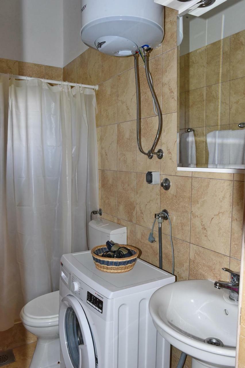 Apartments Krivokapic Prcanj With Bay View โกตอร์ ภายนอก รูปภาพ
