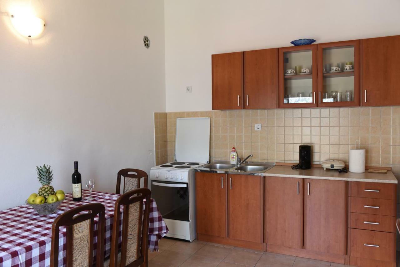 Apartments Krivokapic Prcanj With Bay View โกตอร์ ภายนอก รูปภาพ
